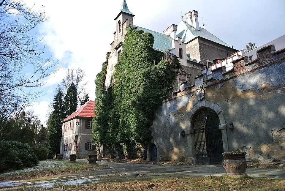 Líšno Castle