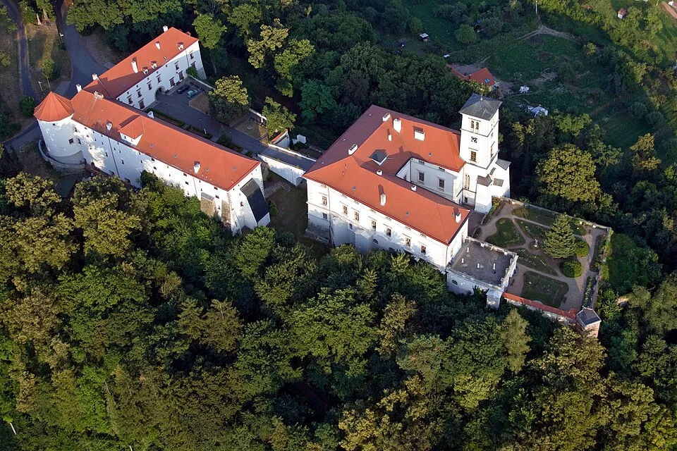 Zámek Černá Hora