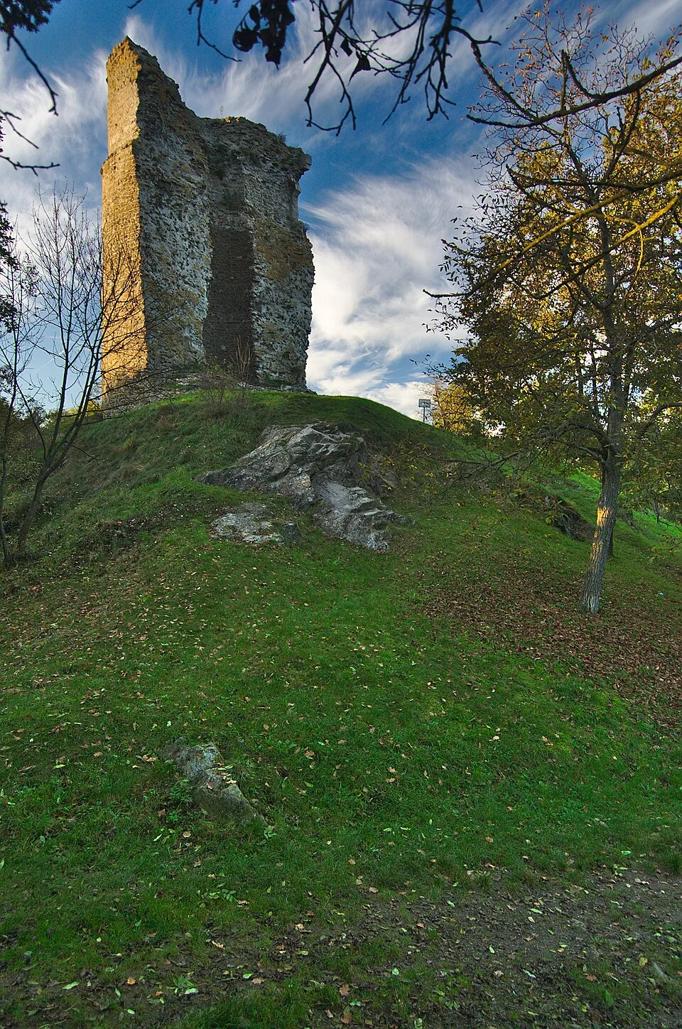 Dolní hrad