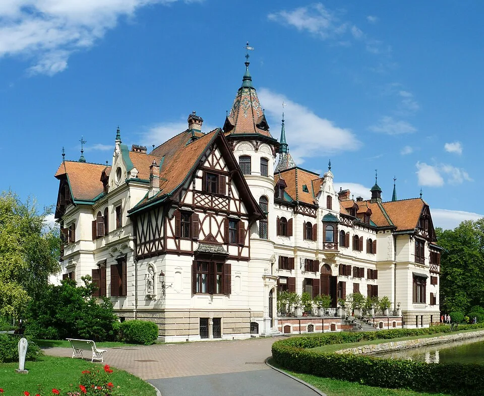 Lešná Castle