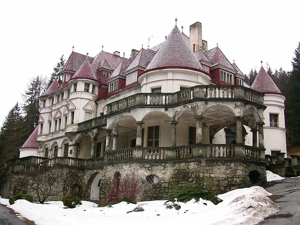 Kuneradský zámok