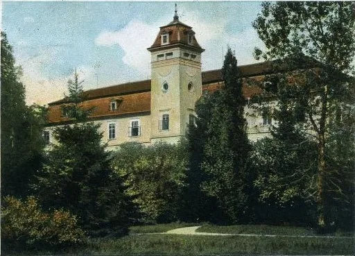 Ráj Castle