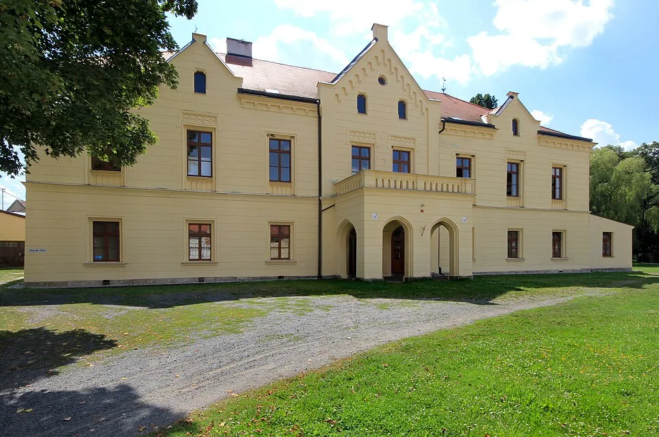 Zámek Osvračín