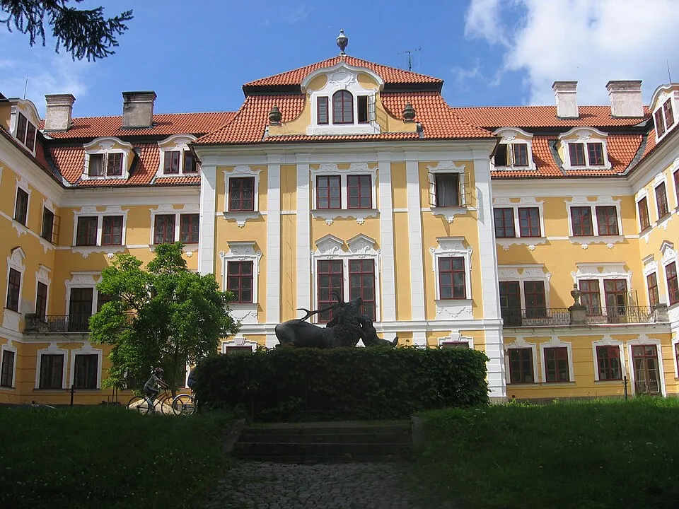 Chlum u Třeboně Castle