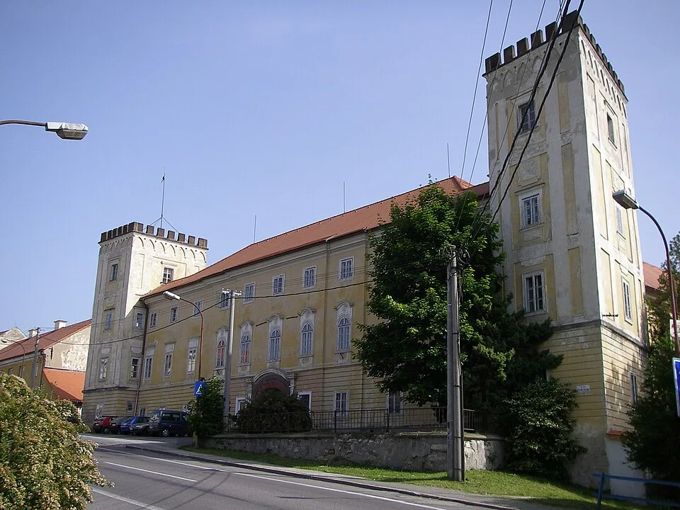 Kaštel Žiar nad Hronom
