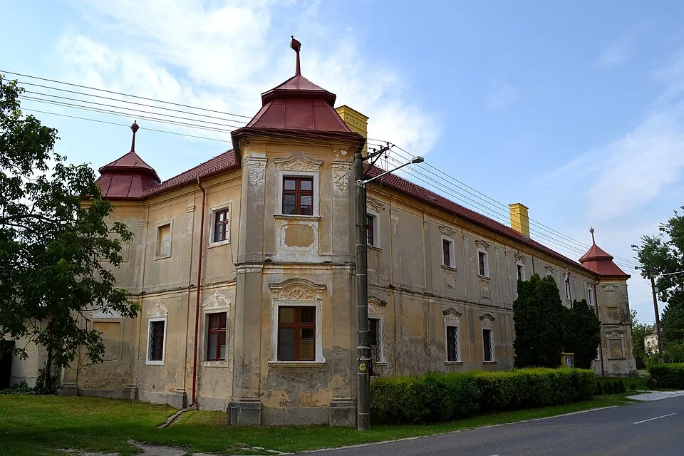 Manor in Čakany