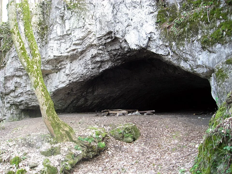Pekárna Cave