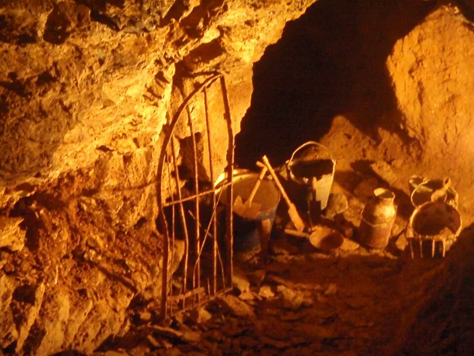 Zbrasov aragonite caves