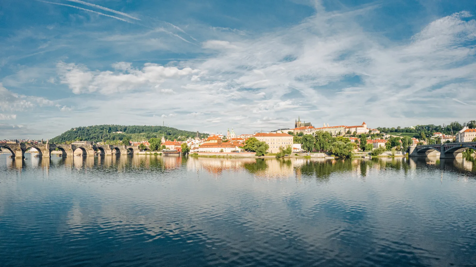 Praha: Pražský hrad, Karlov most a tisícročná história nad Vltavou