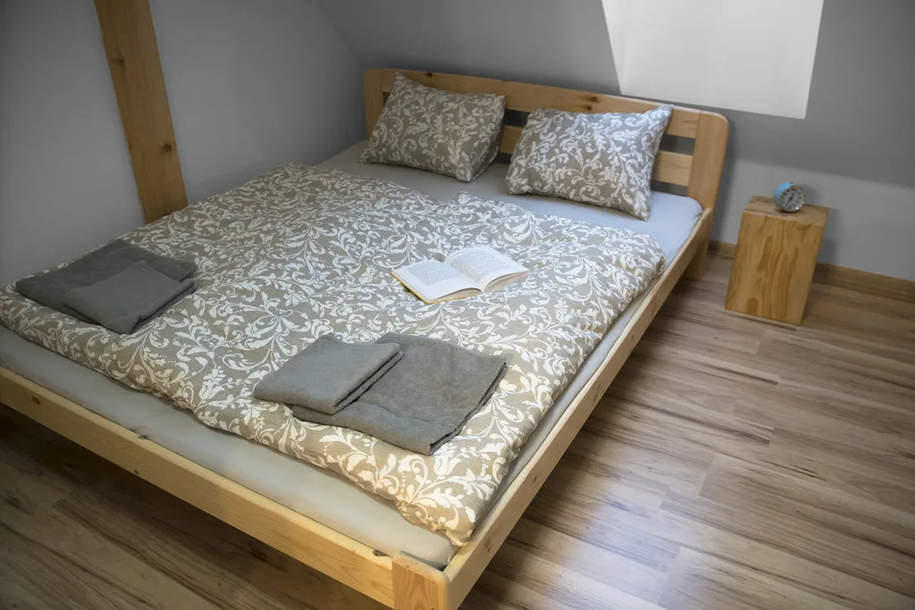 Apartmány ve Dvoře — APARTMÁN v obci Herálec