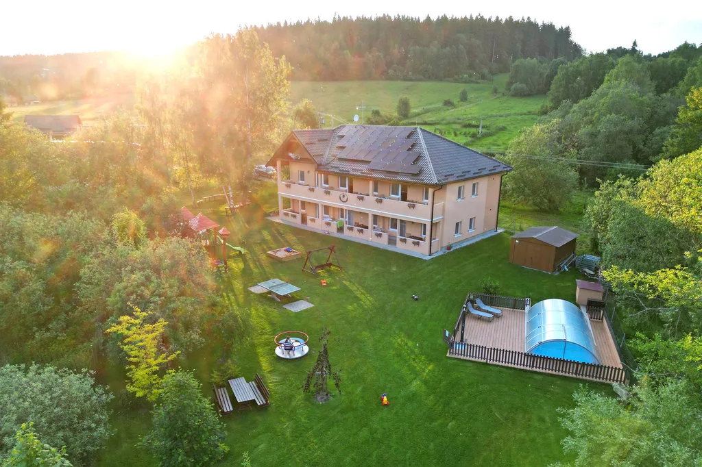 Apartmány Nad rybníky — APARTMAN itt: Hůrka