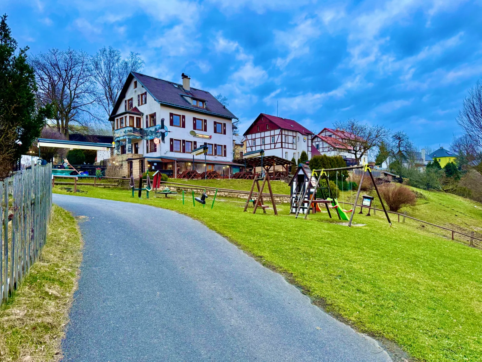 Resort Mezná — REZORT v obci Hřensko