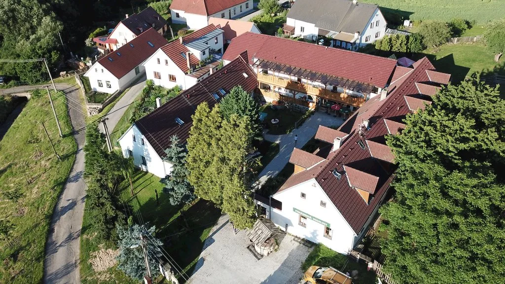 Pohádková usedlost Lovětín u devíti andělů — PRIVÁT v obci Jarošov nad Nežárkou