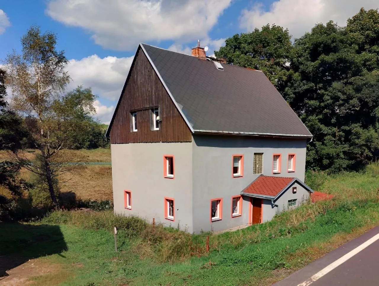 Chata Na Rozcestí — CHATA v obci Loučná pod Klínovcem