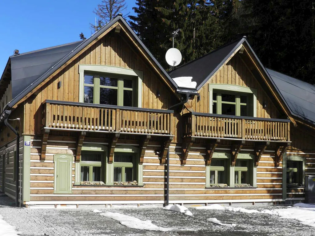 Horský dům Stará Huť — FAHÁZ itt: Pec pod Sněžkou