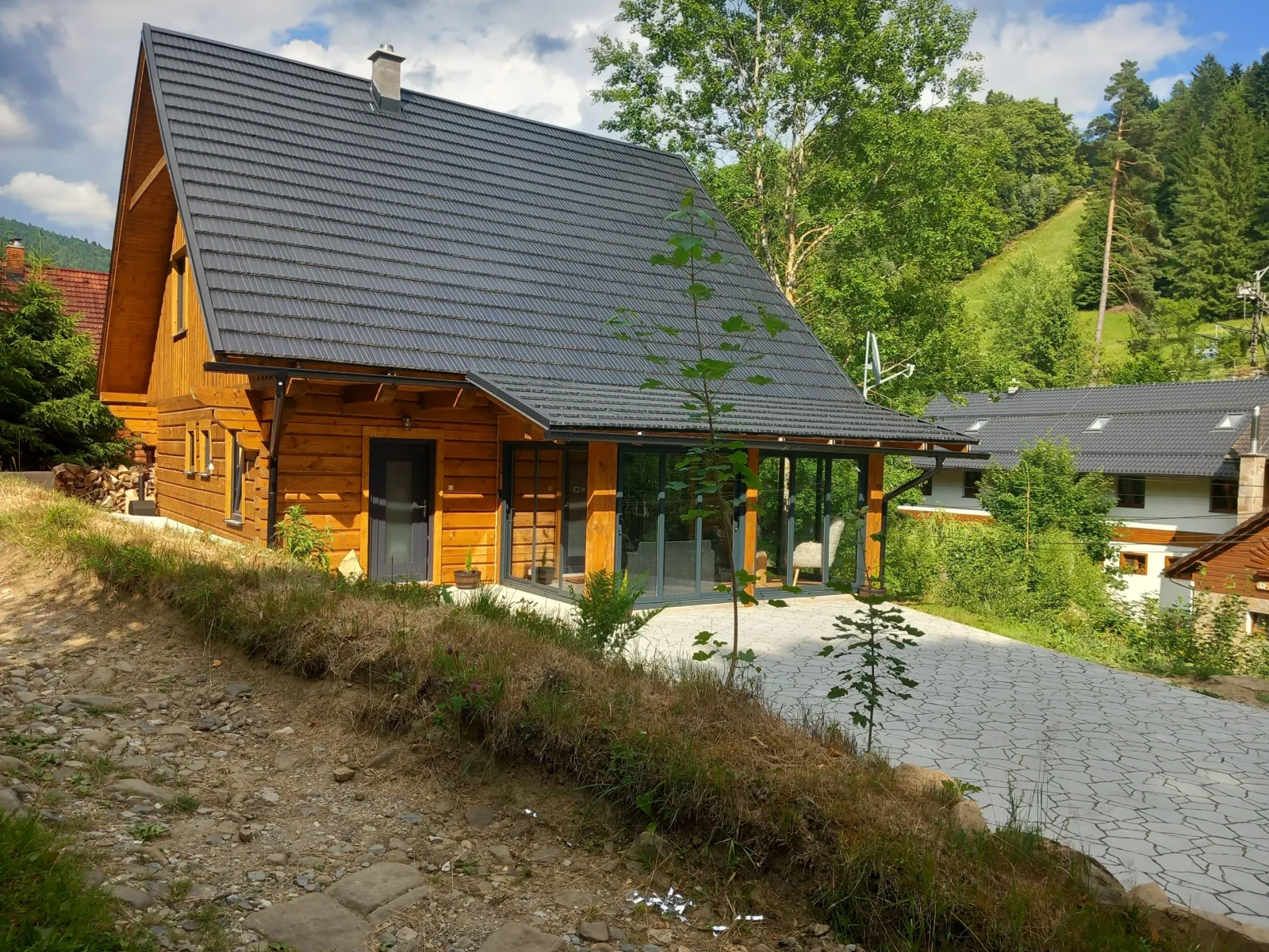 Drevenica Čertov — FAHÁZ (RÖNK) itt: Čertov