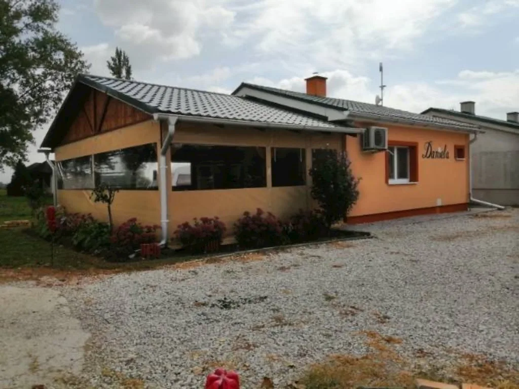 Apartmánová chata Daniela — CHATA v obci Diakovce