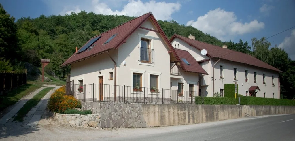 Penzión Skalná ruža — PANZIÓ itt: Gemerská Hôrka
