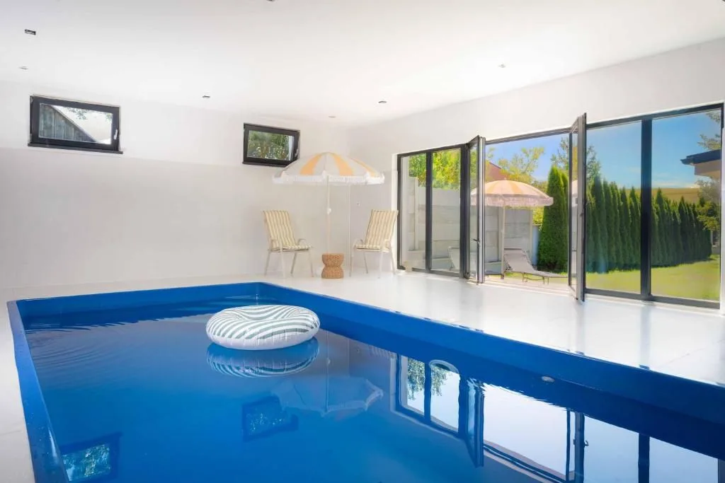 VILLA FELICITA Pool House — VILA v obci Hôrka