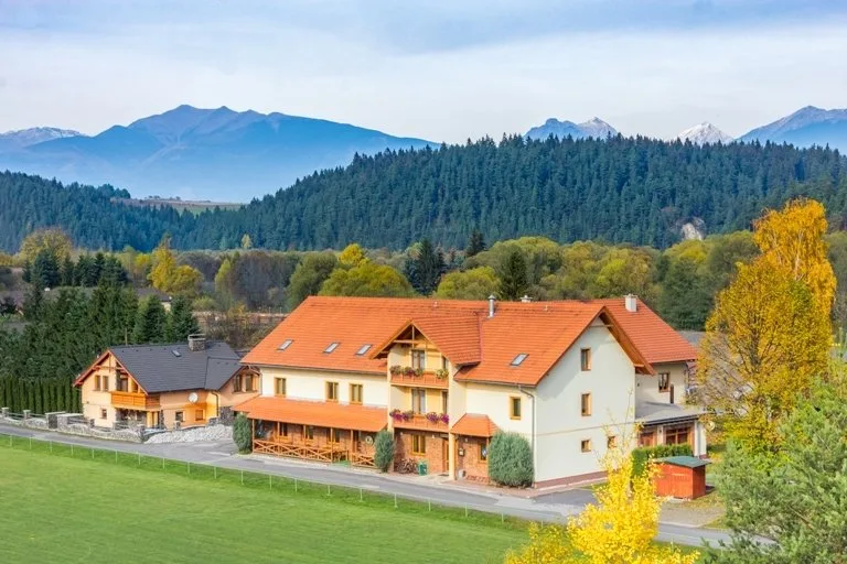 Penzión Larion — GUESTHOUSE in Kráľova Lehota