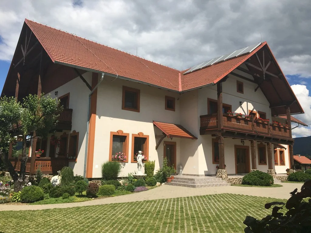 Sedliacky dom 2 — NYARALÓ itt: Krásnohorské Podhradie