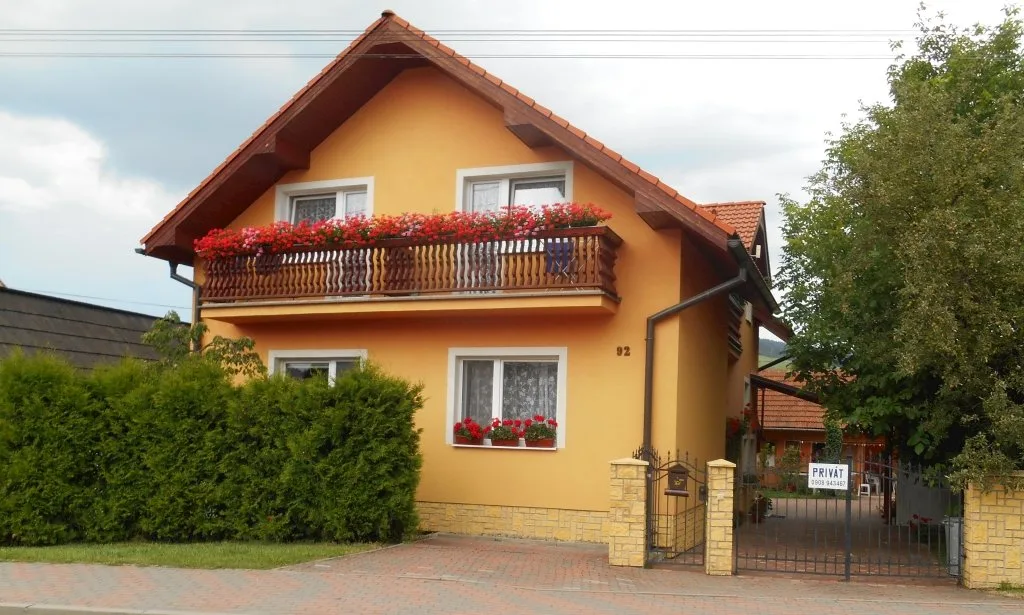 Privát Iveta —  v obci Bešeňová