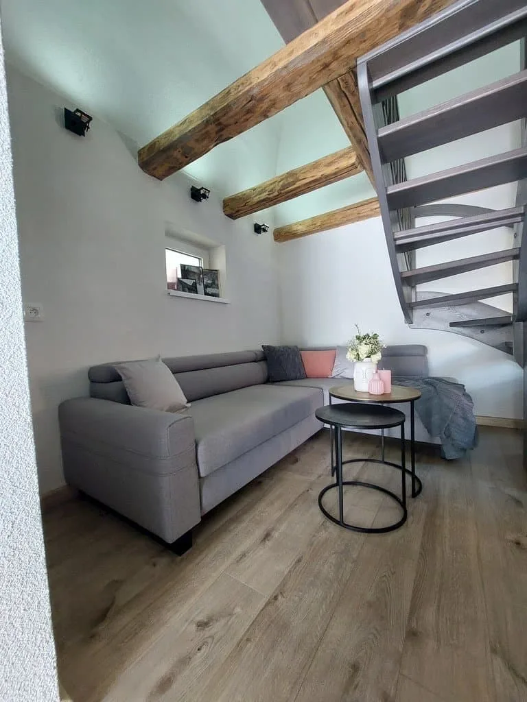 Domček pod vežou — fotografie 5