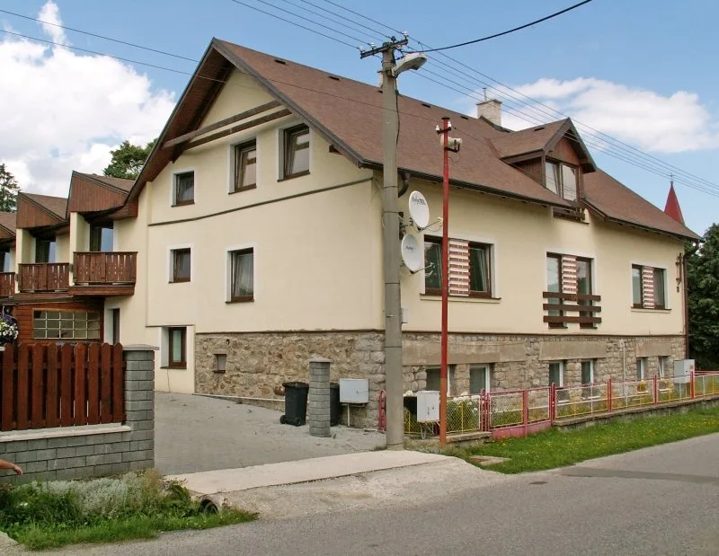 Penzión u Karola — GUESTHOUSE in Mengusovce