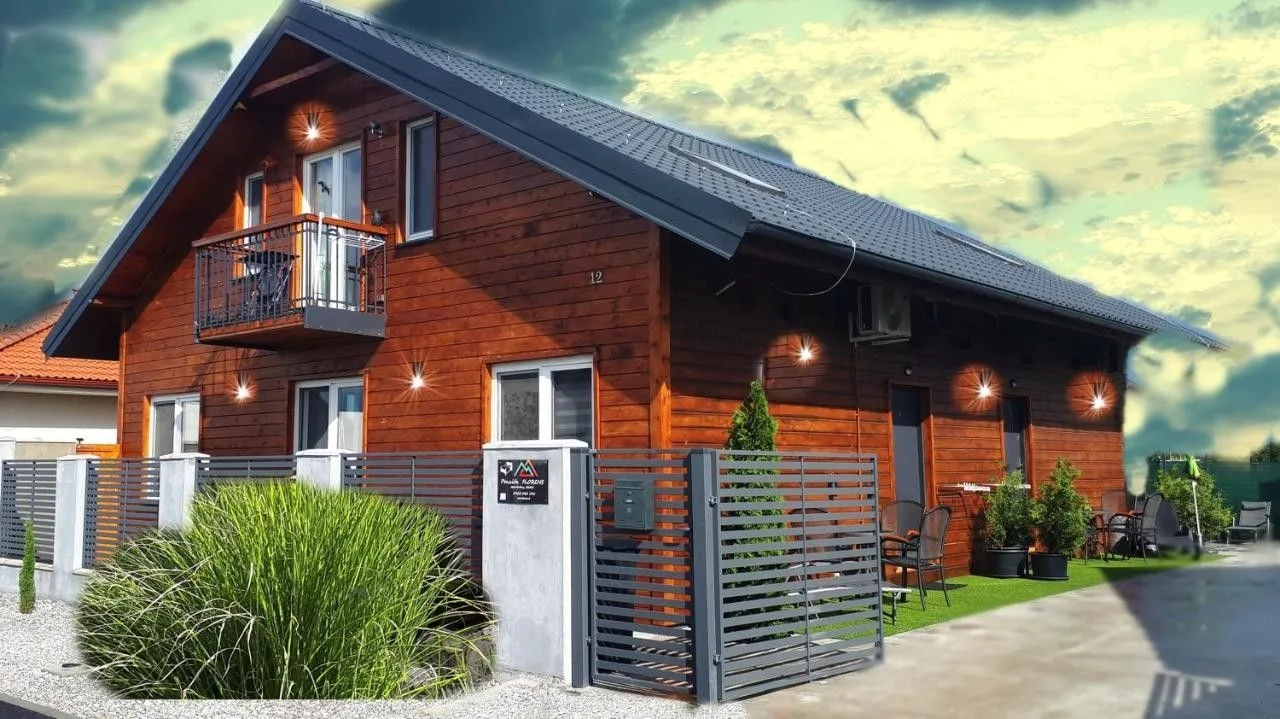 Penzión Florens — GUESTHOUSE in Nesvady