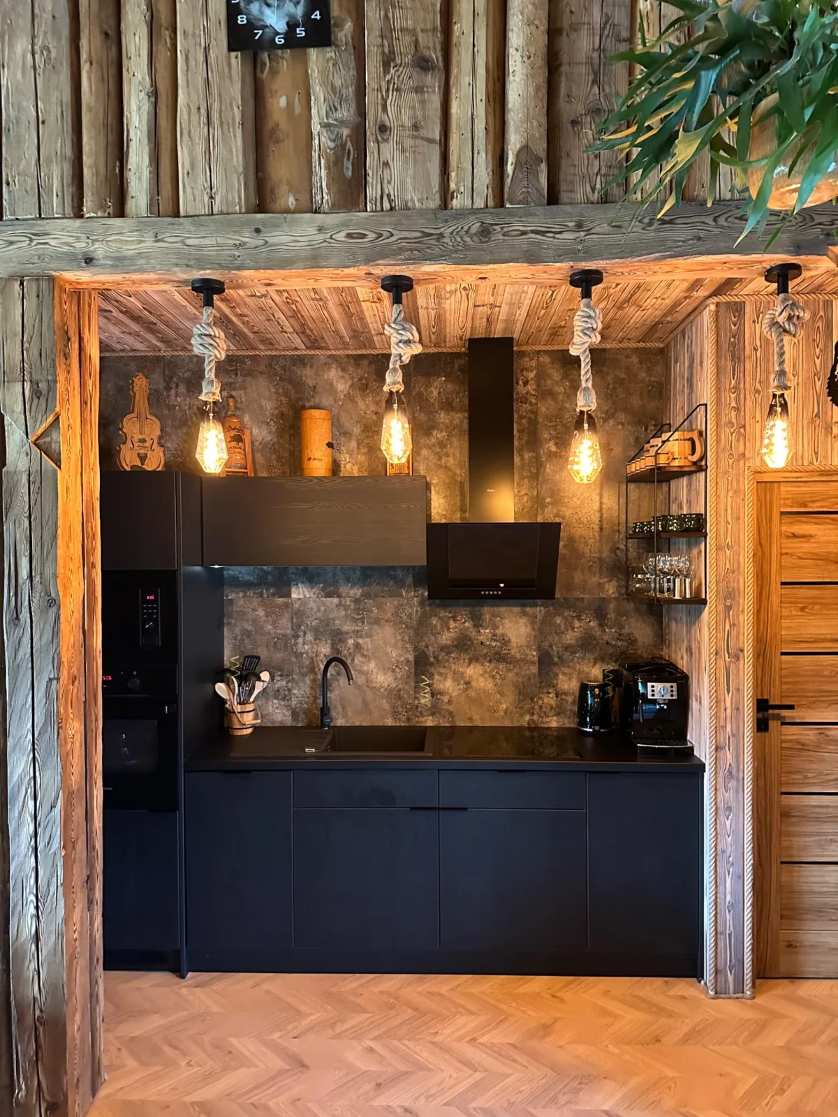 Vlčia nora s luxusným wellness – foto 6