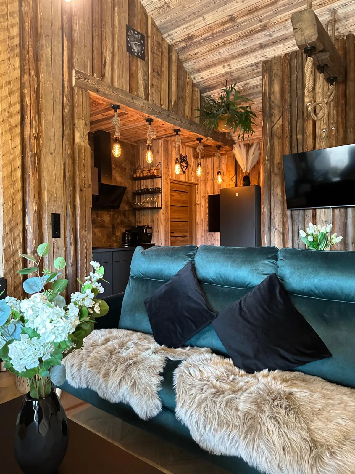 Vlčia nora s luxusným wellness – foto 7