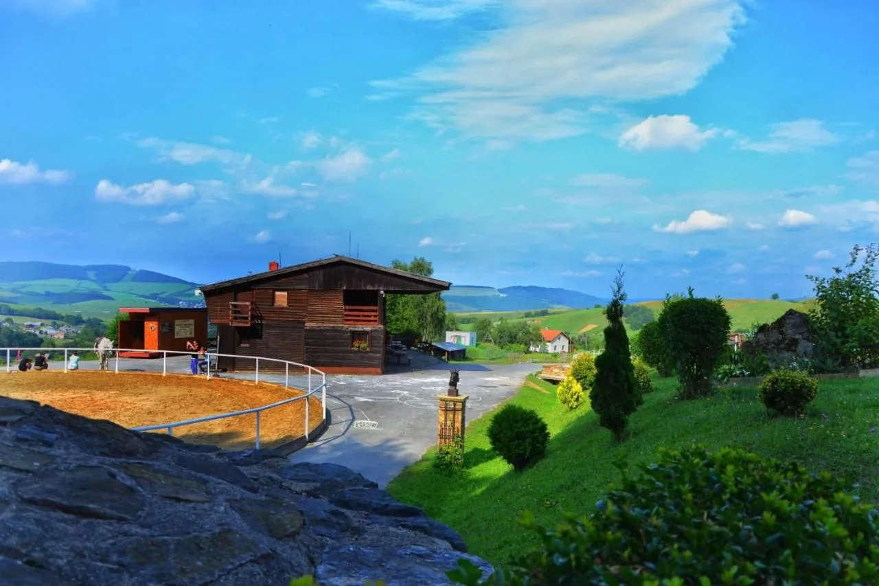 Ranč Breziny — DOMEK w Pavlovce