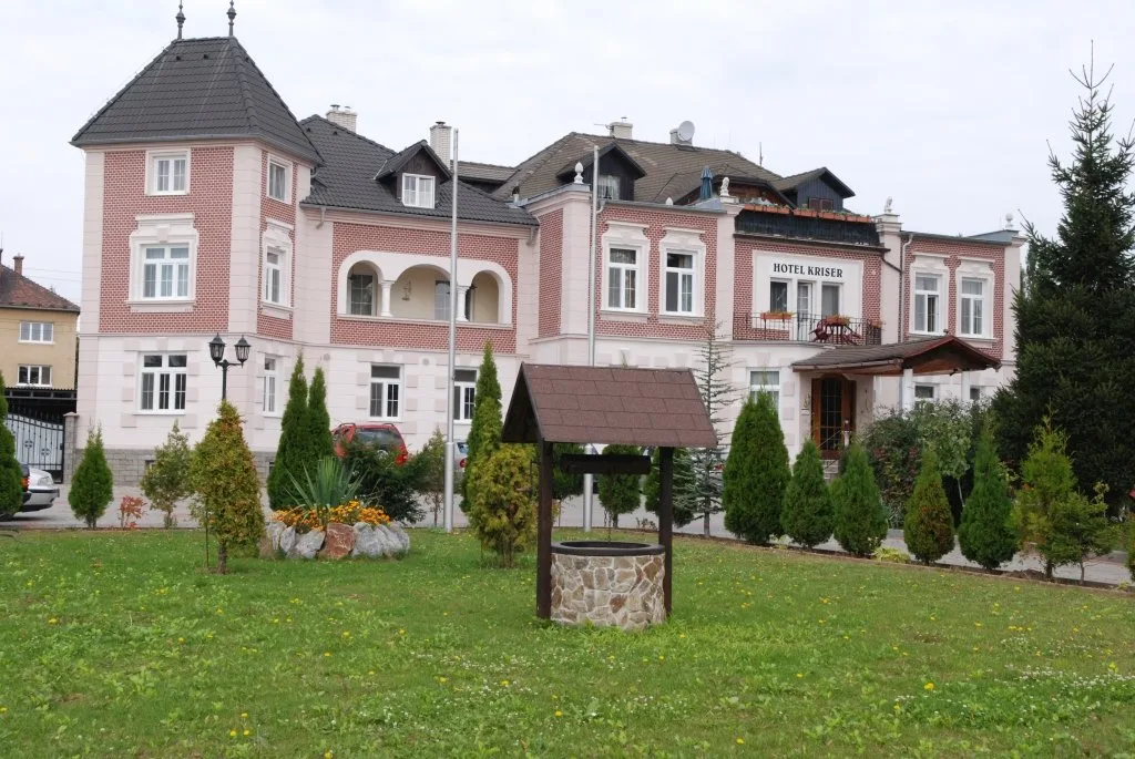 Hotel Kriser — HOTEL v obci Pezinok