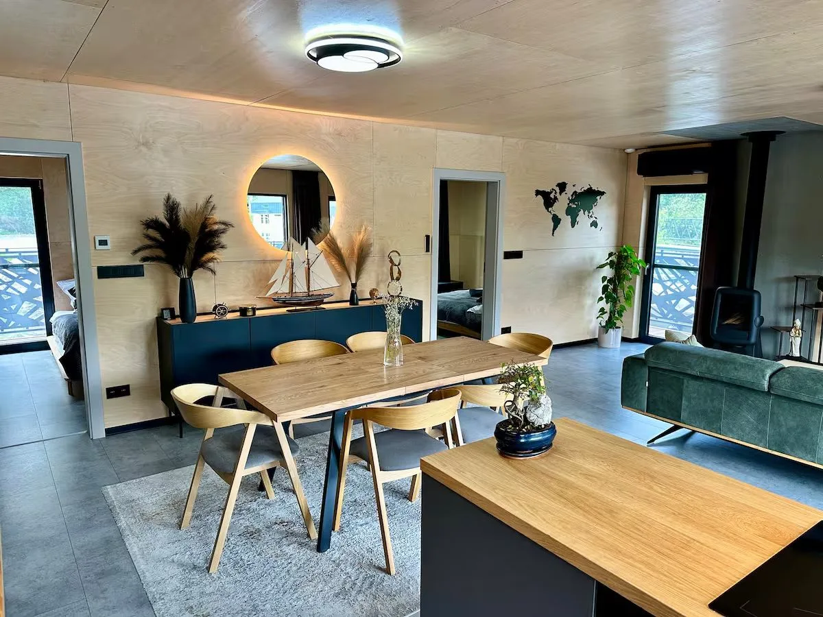 Houseboat with touch of luxury - Bratislava - Jarovce —  v obci Bratislava