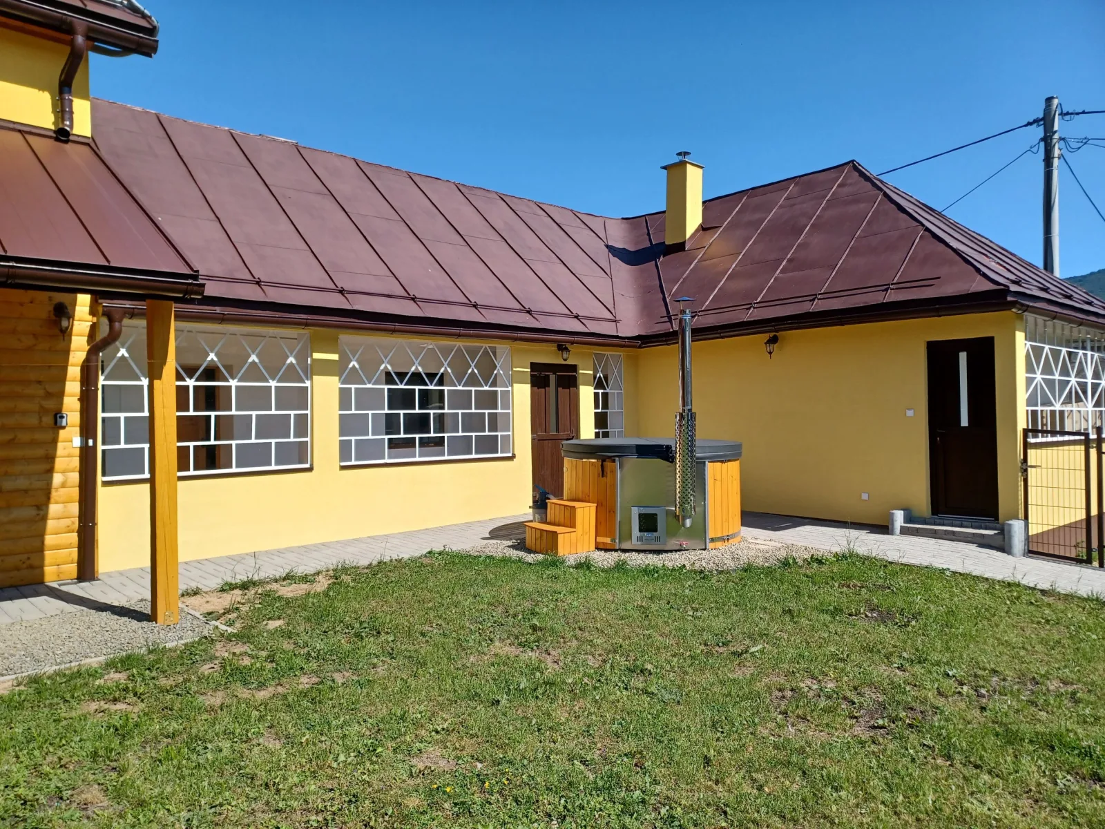 Chata Apartmány Ubytovňa Runina — DOMEK w Runina