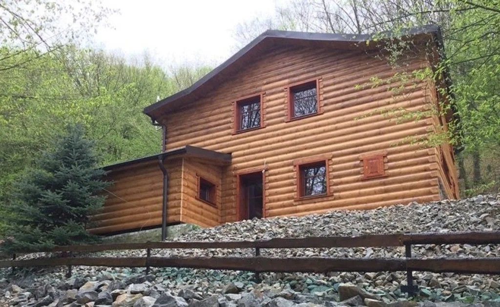Chata Sklené Teplice — HÜTTE in Sklené Teplice