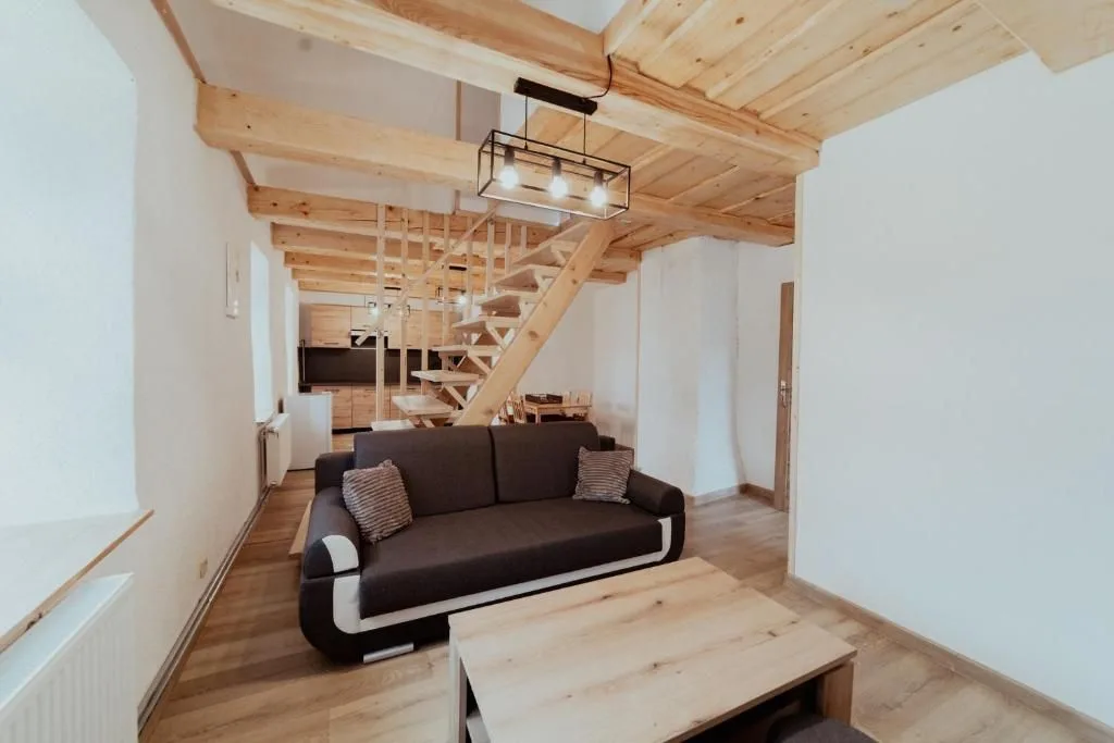 Apartmány Starý dvor — APARTMÁN v obci Spišské Podhradie