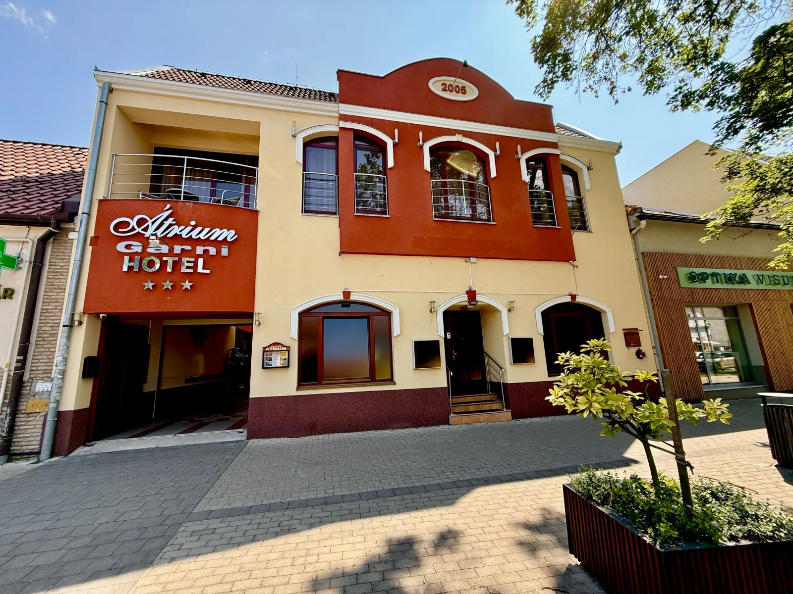 Hotel Átrium Štúrovo — HOTEL v obci Štúrovo