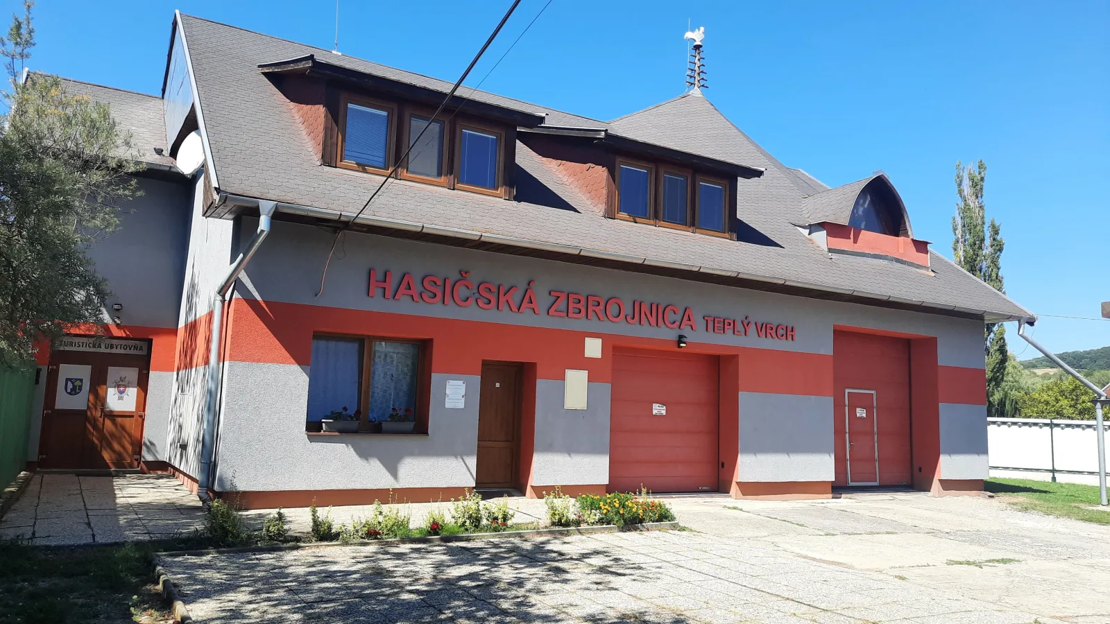 Turistická ubytovňa DHZ Teplý Vrch — DOMEK w Teplý Vrch