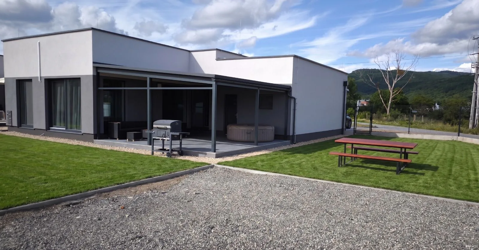 Bungalov Bianca — BUNGALOW w Trnava pri Laborci