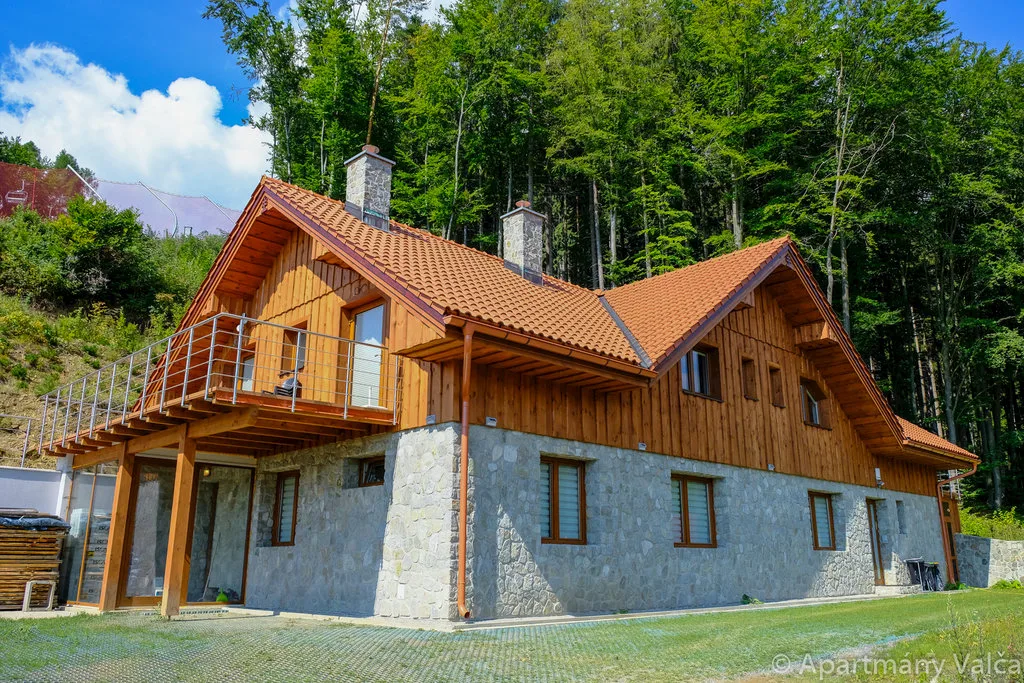 Apartmány Valča