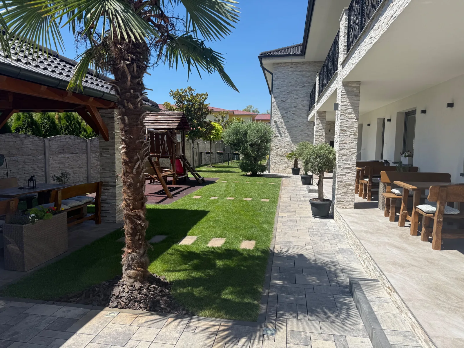 Eugen Apartmán — APARTMÁN v obci Veľký Meder