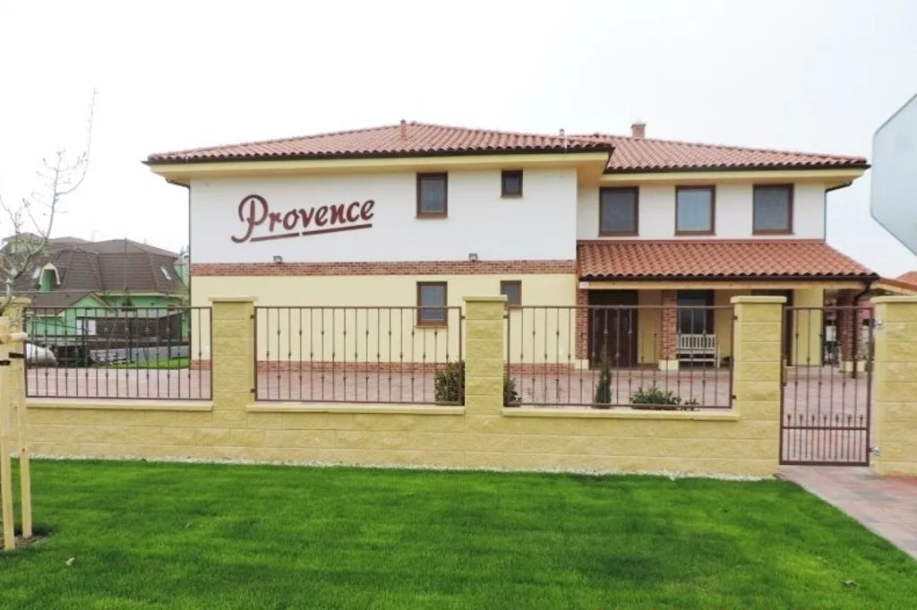 Apartmány Provence — APARTMÁN v obci Veľký Meder