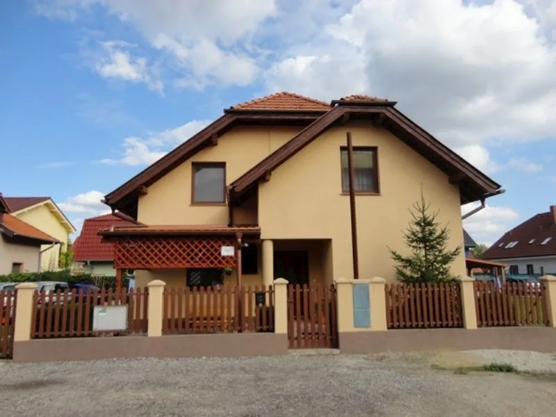 Varga apartmanový dom — APARTMAN itt: Veľký Meder
