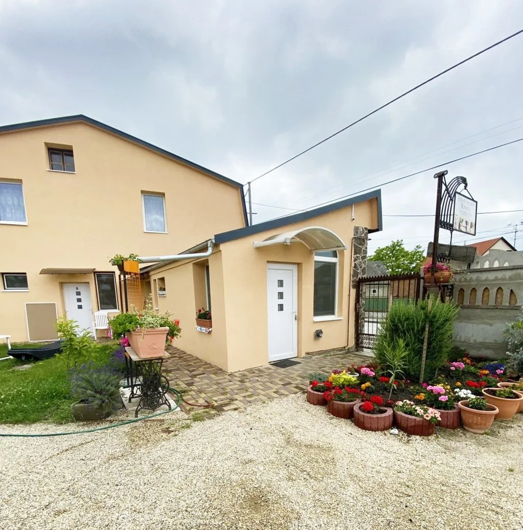 Apartmány Karol — APARTMAN itt: Veľký Meder
