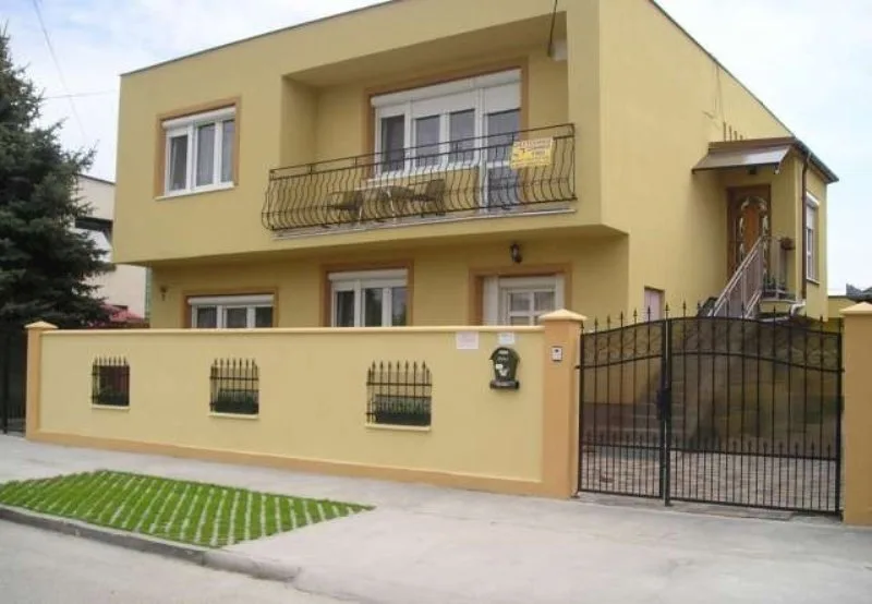 Apartmány Győri — APARTMÁN v obci Veľký Meder