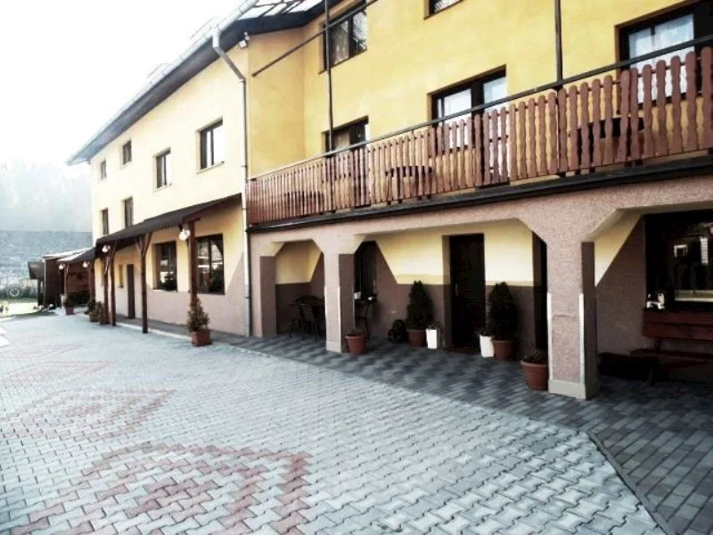 Penzión Stela — PENZIÓN v obci Vitanová