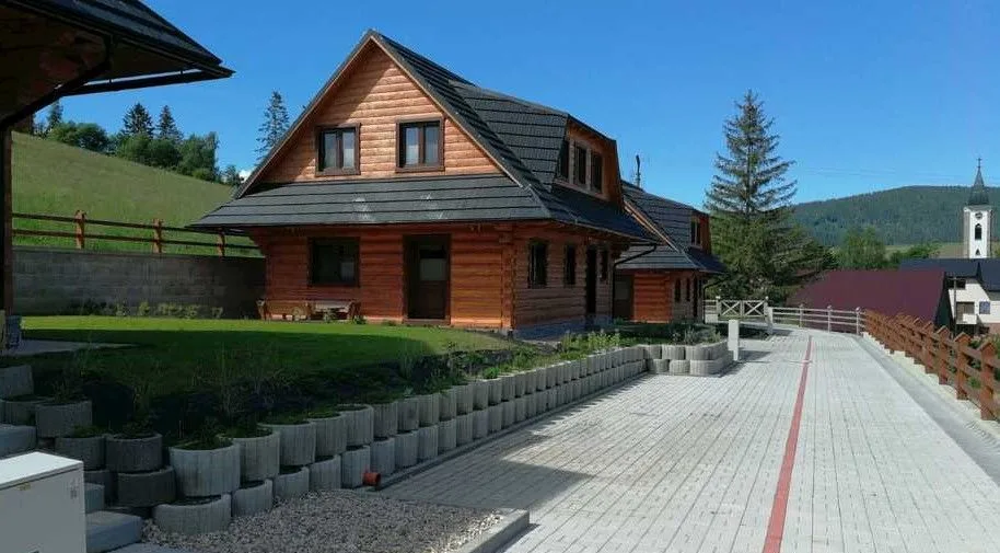 Roháčske zruby — FAHÁZ (RÖNK) itt: Zuberec