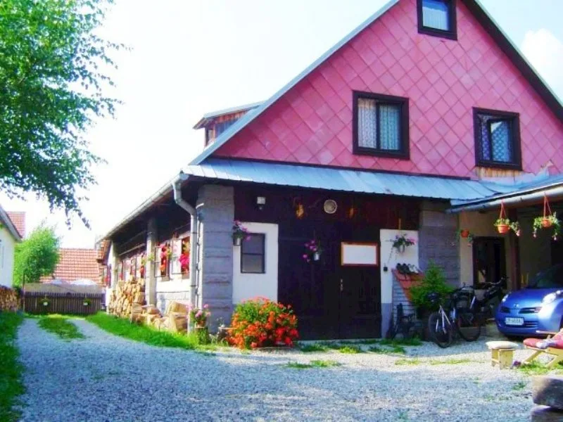 Gazdovský dom — PANZIÓ itt: Žiar