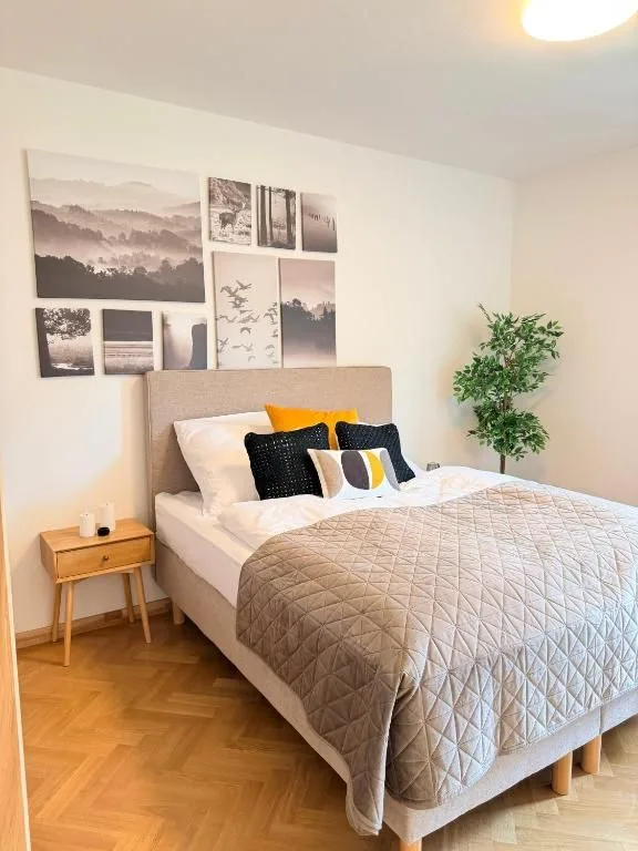 FamilyVilla — APARTMENT in Velká Chuchle